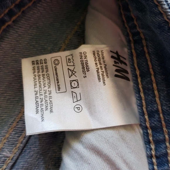 H&M denim cuffed shorts - Picture 4 of 7